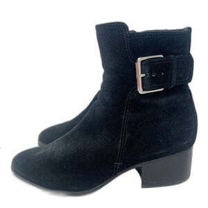 Via Spiga Octavia Black Suede Leather Ankle Boots Booties Buckled Size 8.5